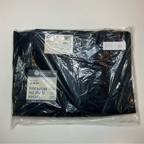 HAGGAR NWT Premium No Iron Slim Fit Pants 38x30 - Picture 2 of 2